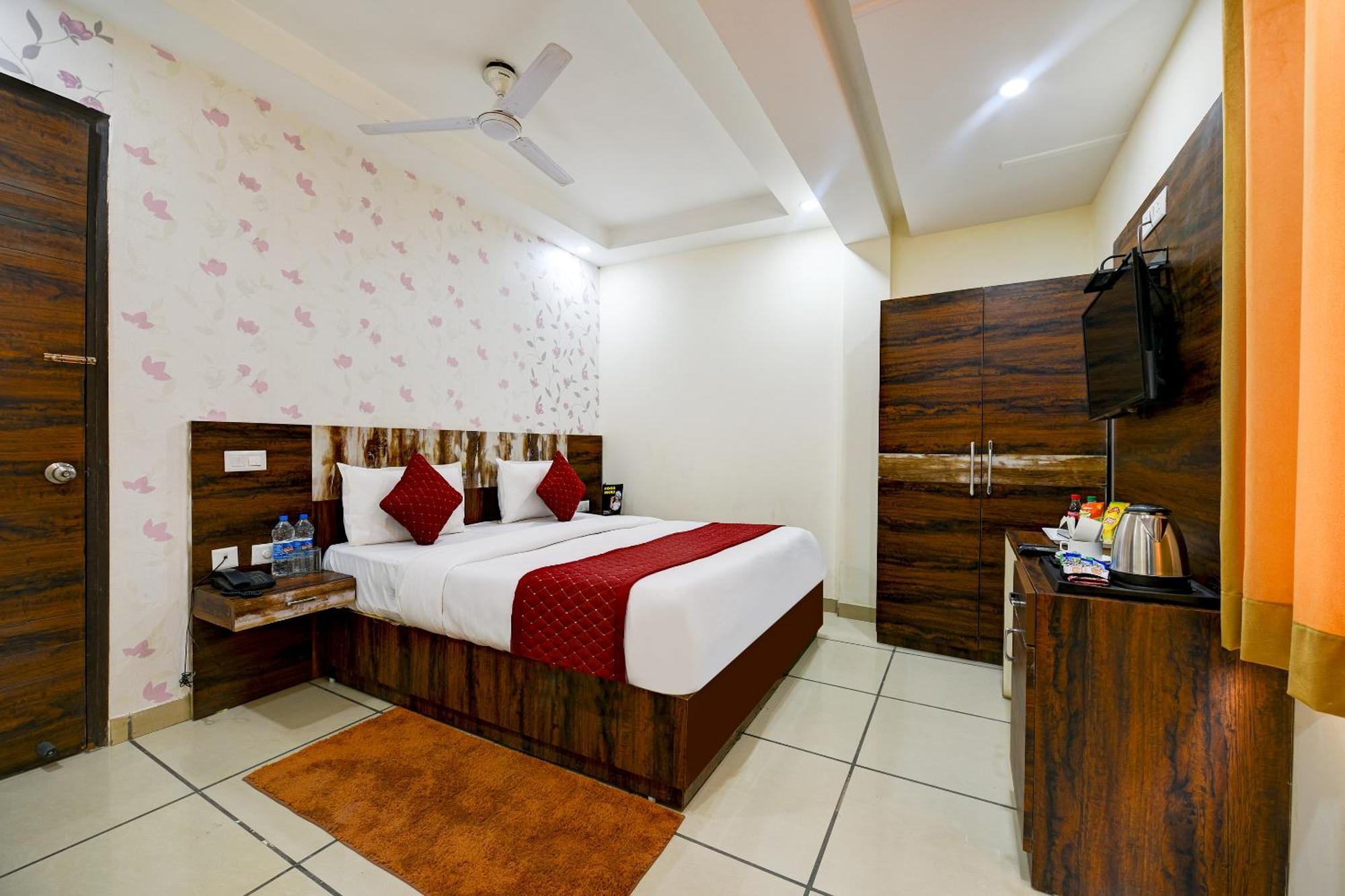 Alpha Hotel New Delhi